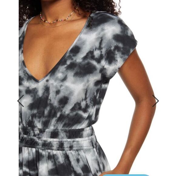 NWT BP. Tie Dye Knit Romper size small - Picture 4 of 6